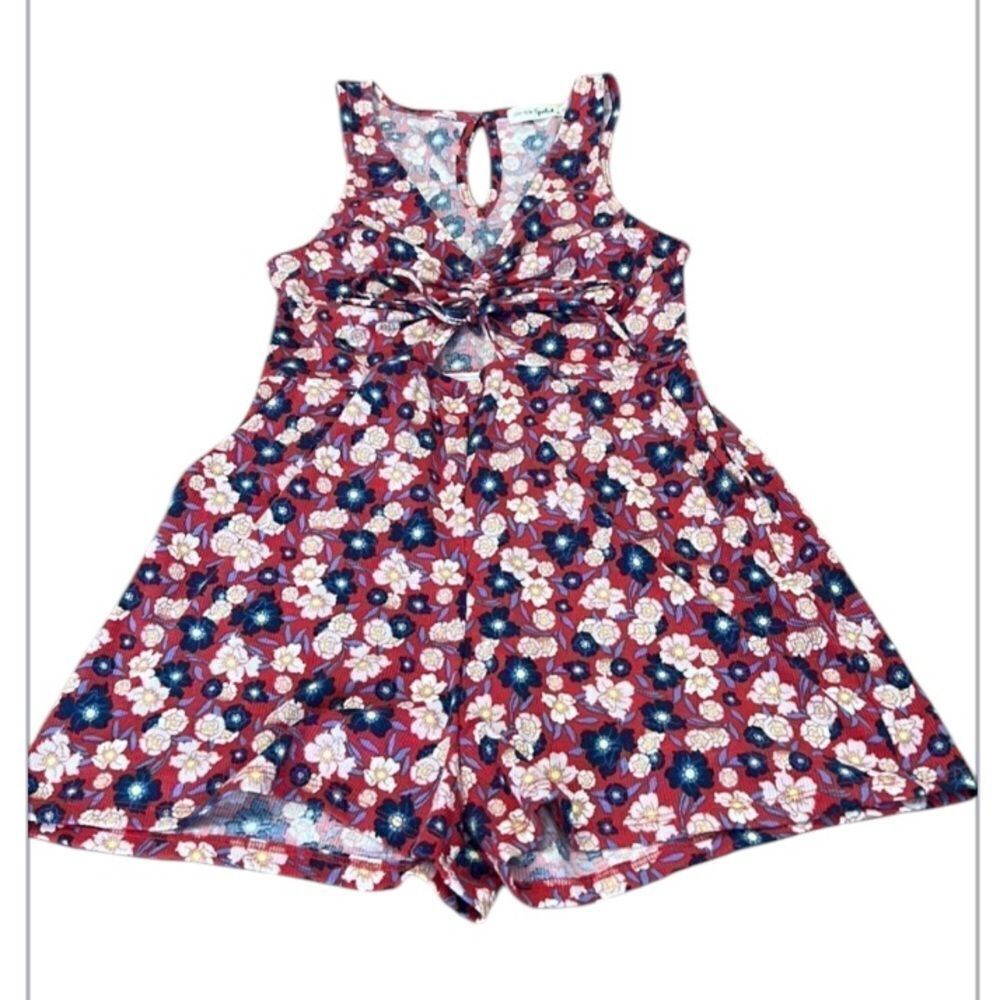Spoiled szM red/blue flowered romper w/small opening in front & keyhole back GUC